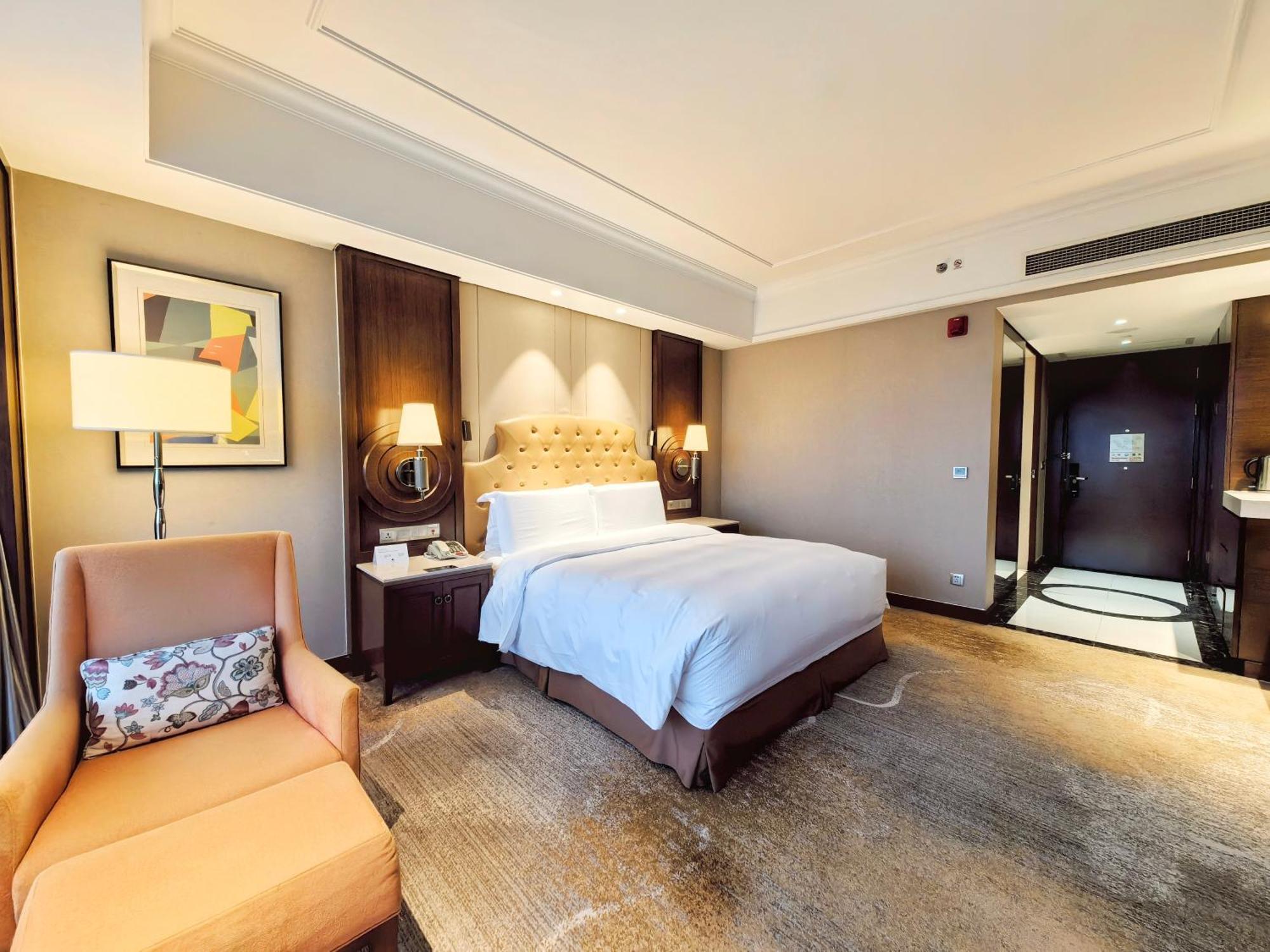 Hotel Doubletree By Hilton Ningbo - Chunxiao Esterno foto