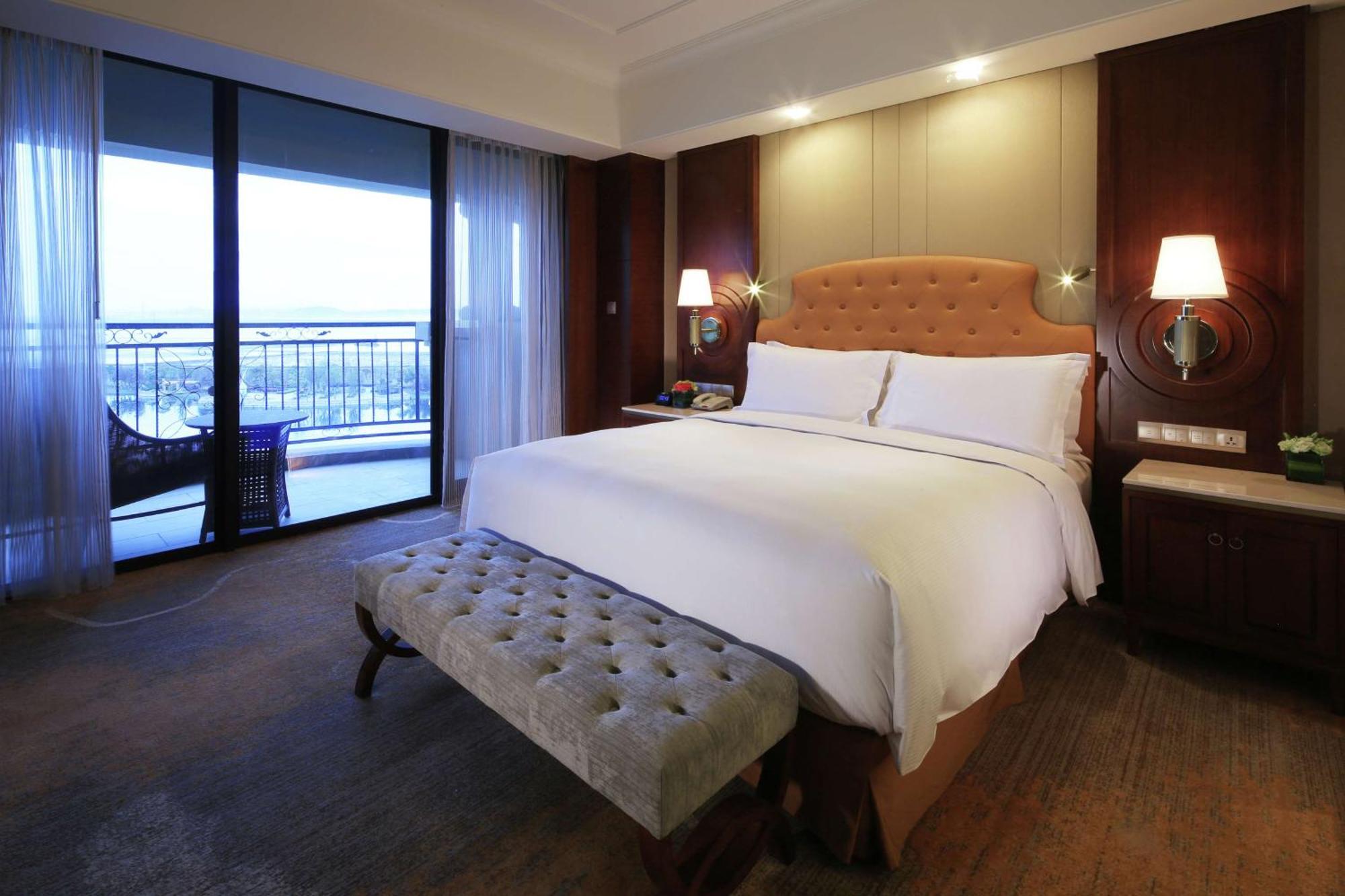 Hotel Doubletree By Hilton Ningbo - Chunxiao Esterno foto